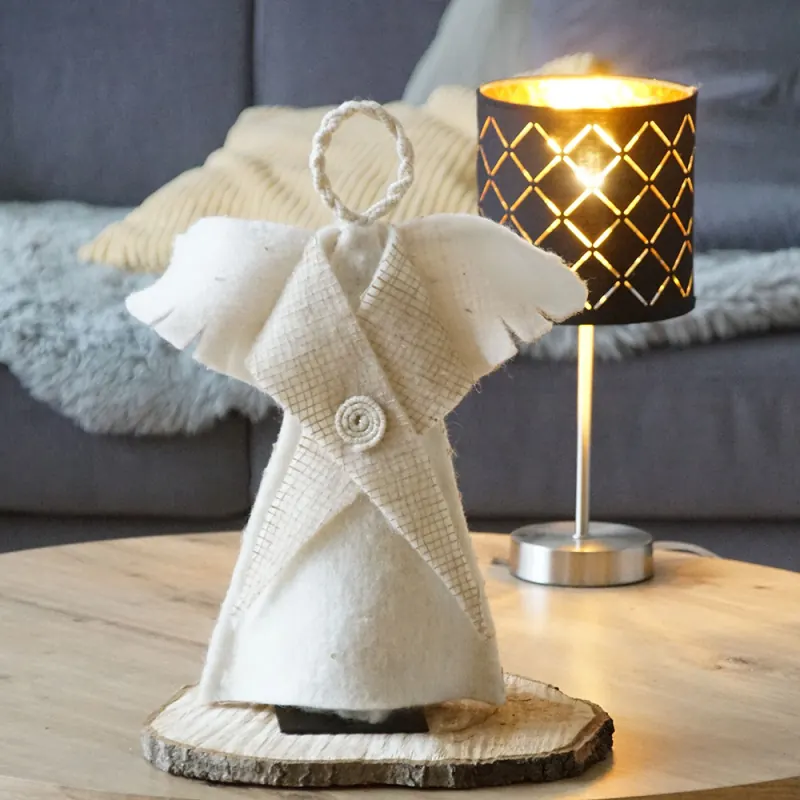 DIY Engel groß stehend aus Wollfilz, Wollband, Weihnachtsdeko, Fensterdeko,Tischdeko